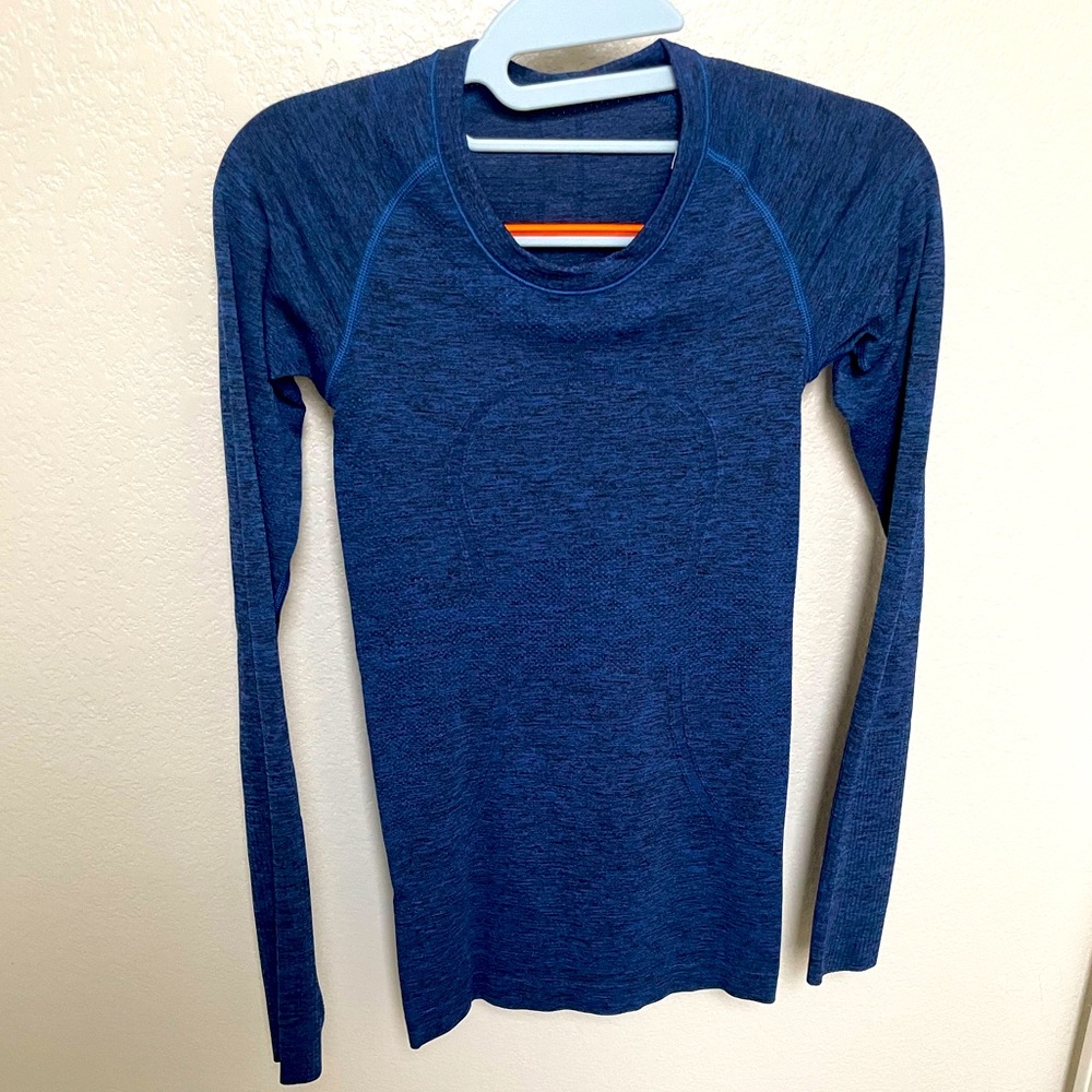 Swiftly Tech Long-Sleeve